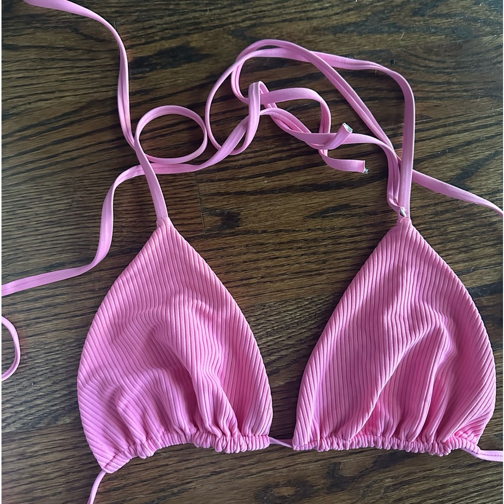 Frankies bikini Top NWOT